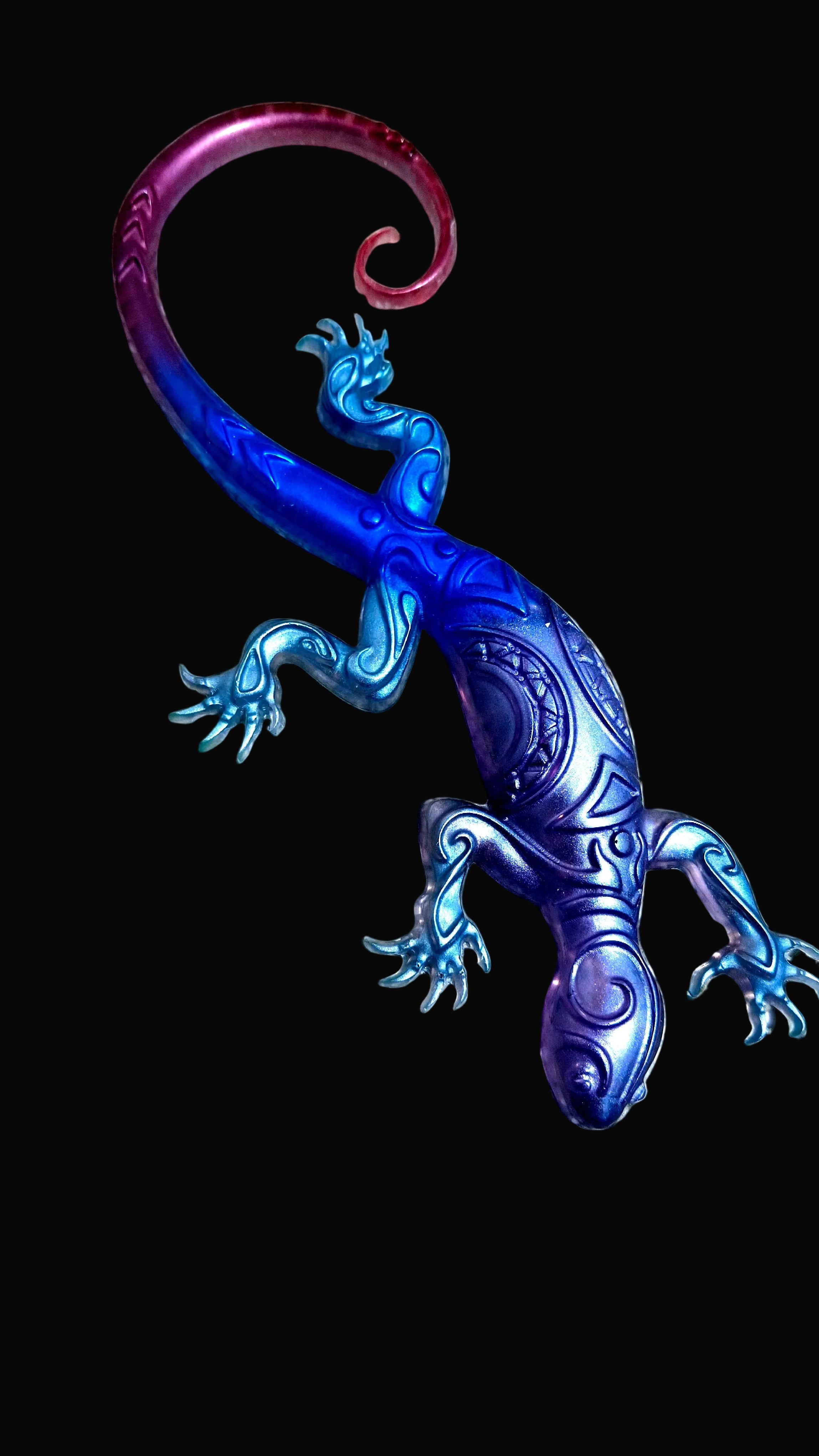 Green & Blue Resin Lizard